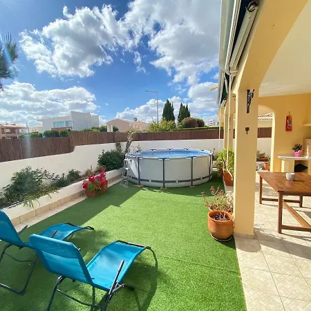 Porto De Mos Family House Lagos