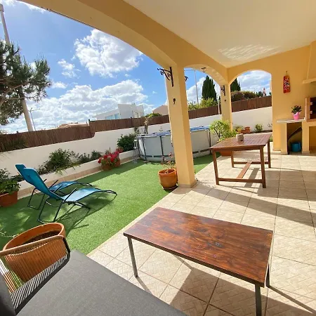 Semesterbostad Porto De Mos Family House