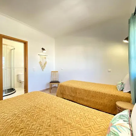 Semesterbostad Porto De Mos Family House Lagos