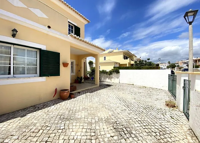 Porto De Mos Family House 別荘 *