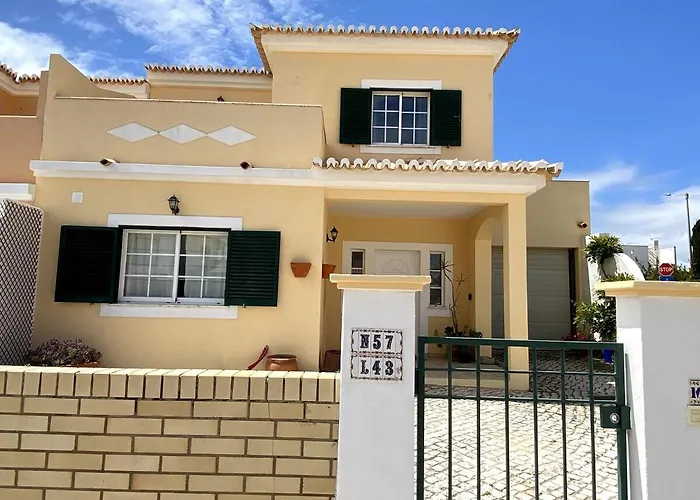 別荘 Porto De Mos Family House *